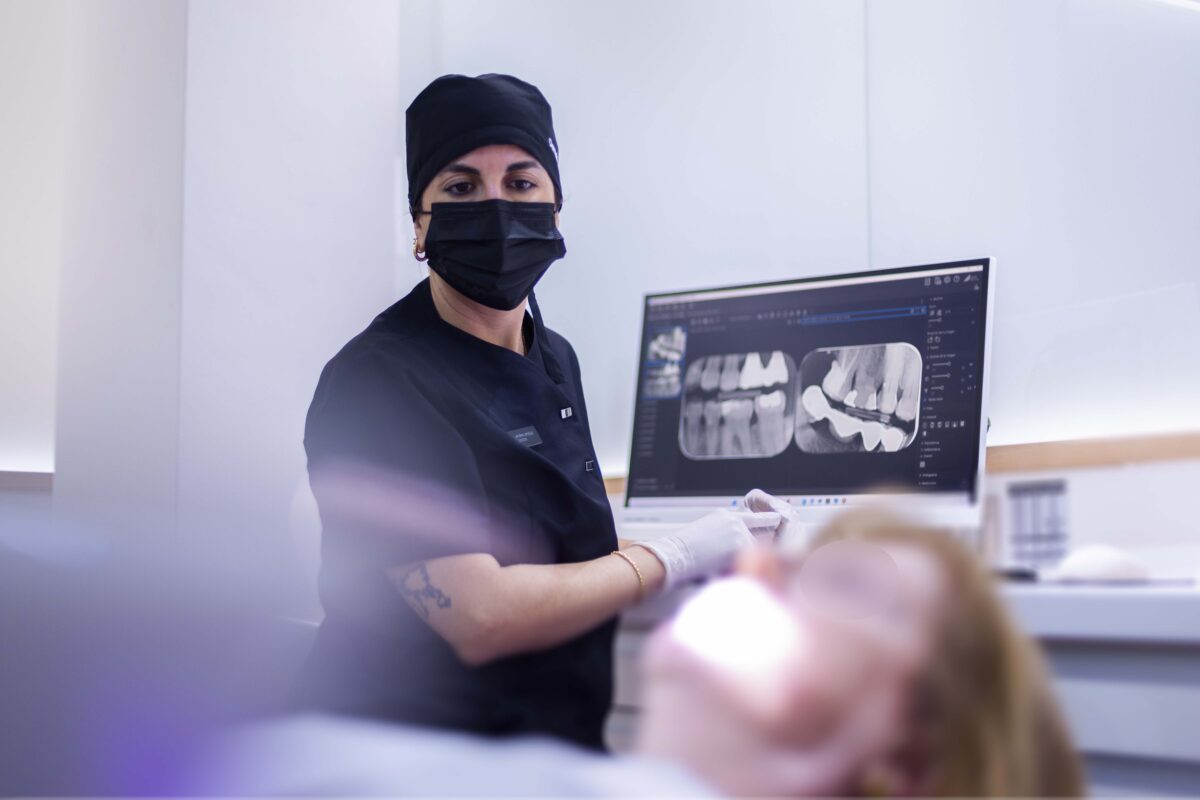 problemas sinusales maxilar superior | implantes dentales riesgos