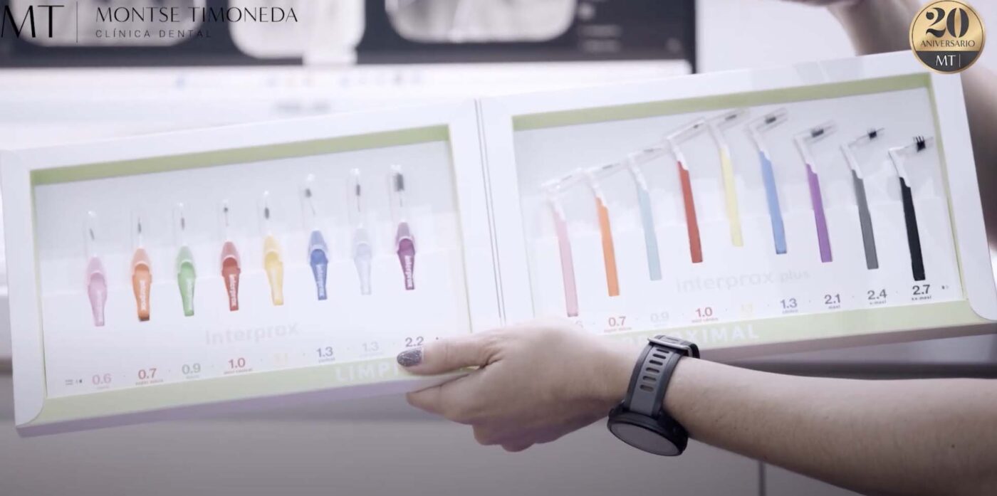 usar diariamente hilo dental y tecnicas de cepillado | periodontitis tratamiento