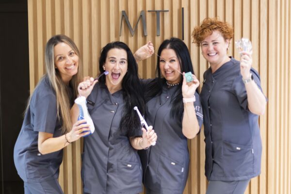 El equipo de nuestra clinica dental en Tarragona | TRG-035