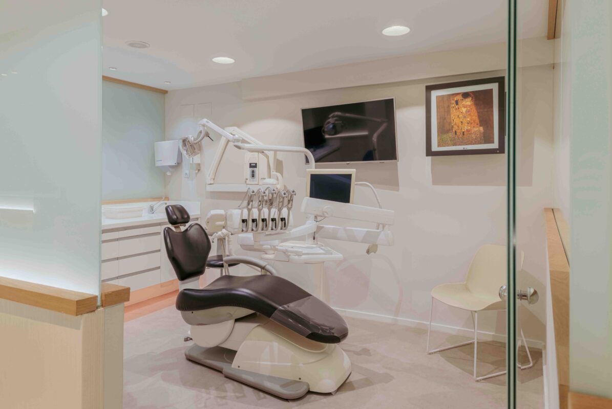 Tratamientos complementarios en clinica dental MT | carilla dental