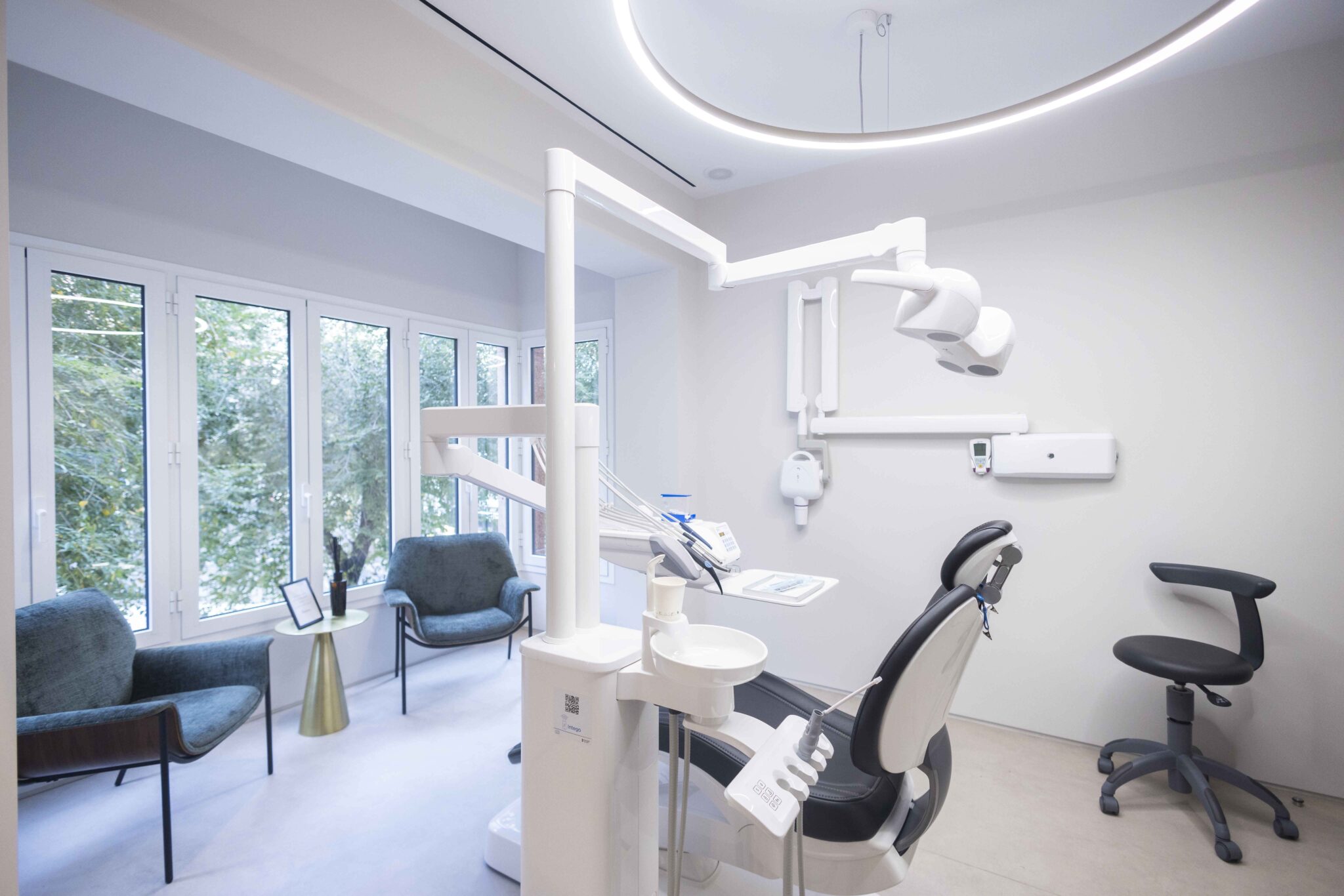 precios implantes dentales en tarragona | Implantes dentales en Tarragona recupera tus dientes fijos con un tratamiento personalizado